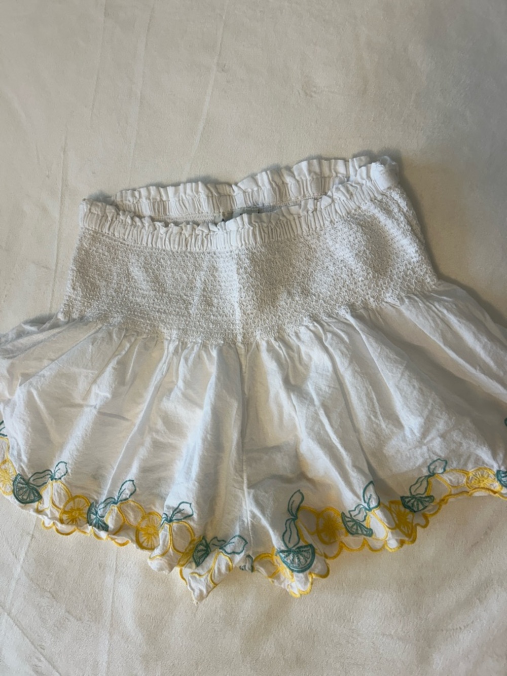 Joie White Smocked Bloomers with Yellow & Green Lemon Floral Embroidery S